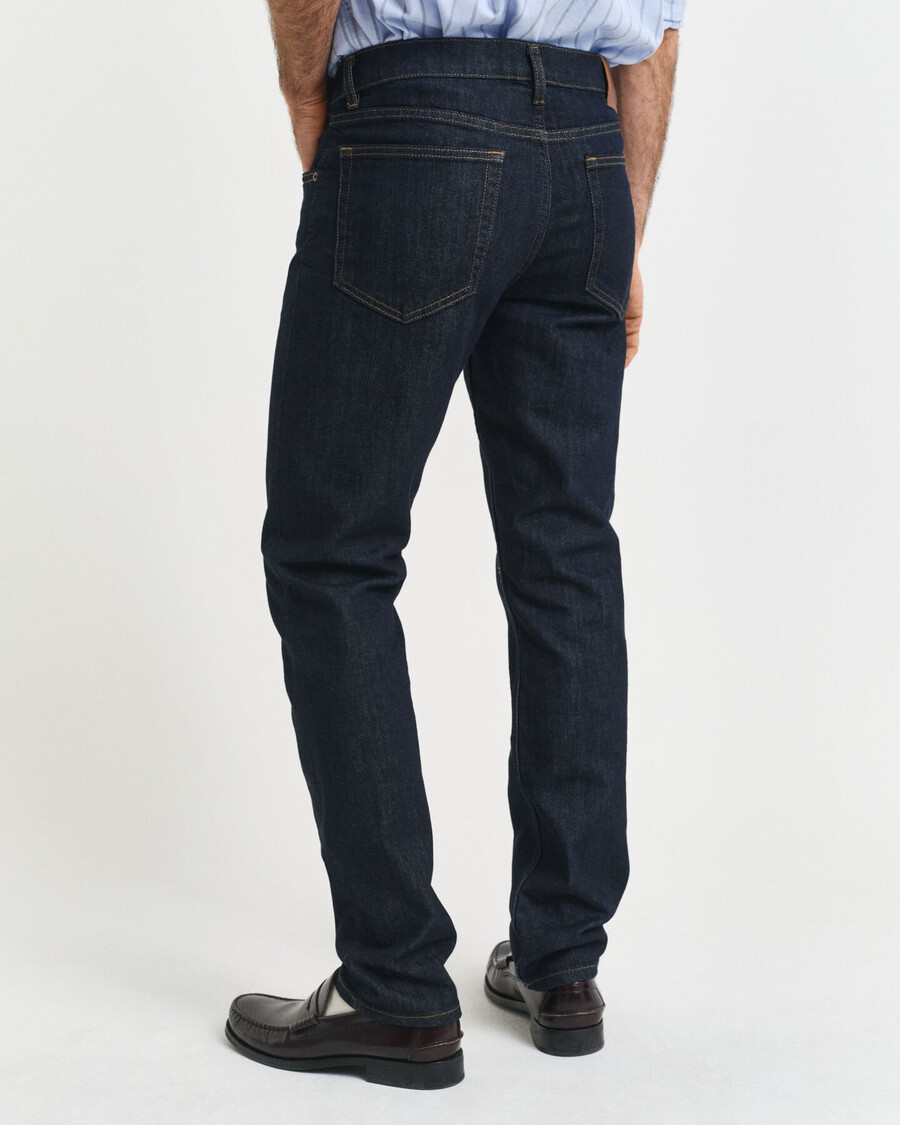 vaqueros de corte regular - azul oscuro