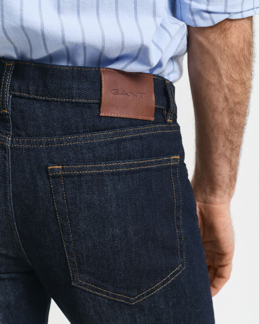 vaqueros de corte regular - azul oscuro