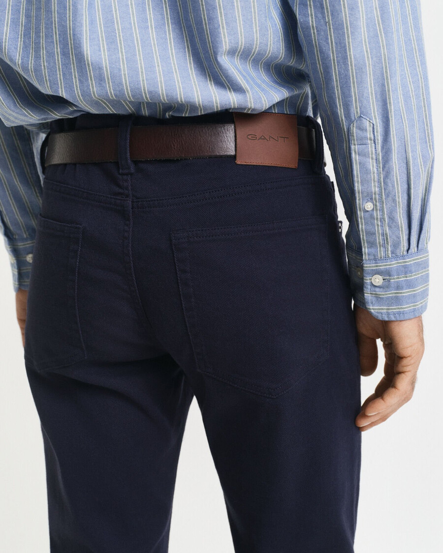 vaqueros de sarga suave de corte regular - azul noche