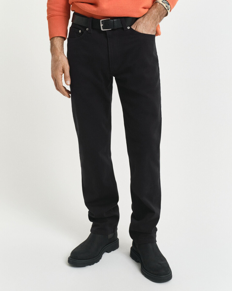 vaqueros de sarga suave de corte regular - negro