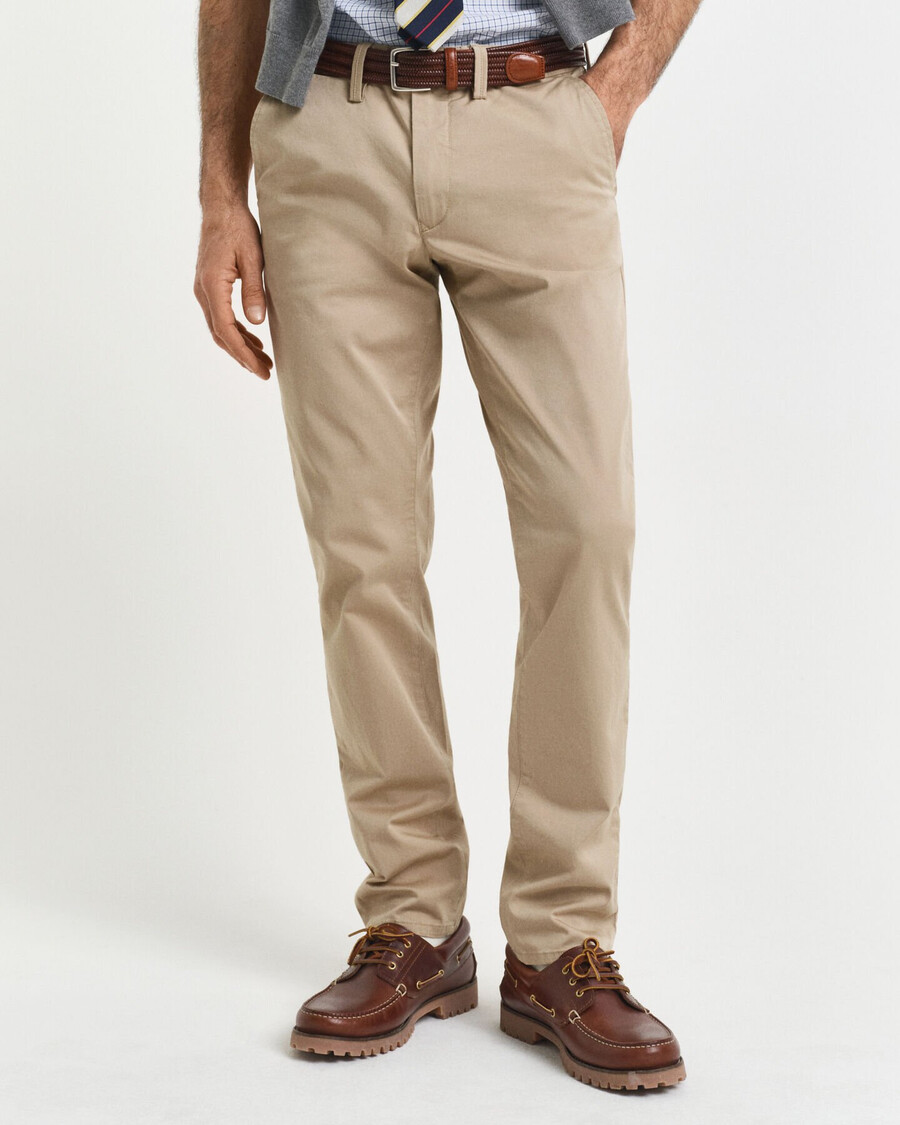pantalones chinos de sarga de corte entallado - caqui oscuro