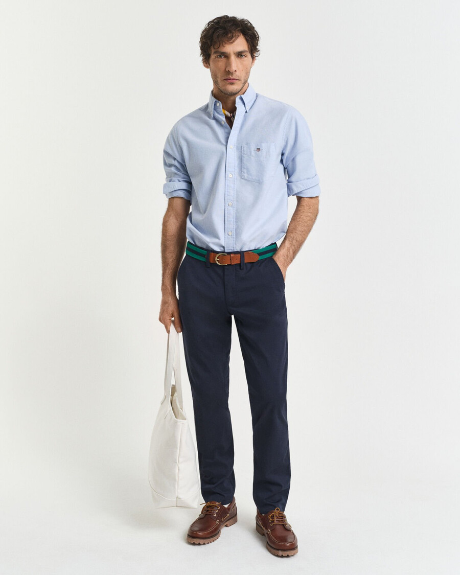 pantalones chinos de sarga de corte entallado - azul marino