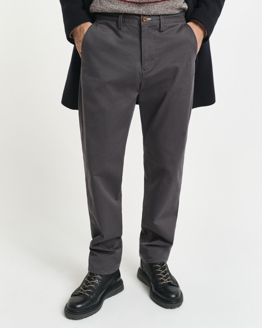 chinos de sarga de corte regular - antracita