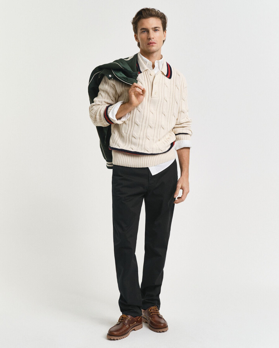 pantalones chinos de sarga de corte regular - negro