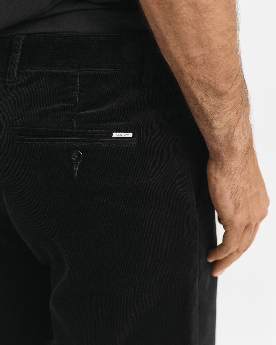 pantalones chinos de pana de corte regular - negro
