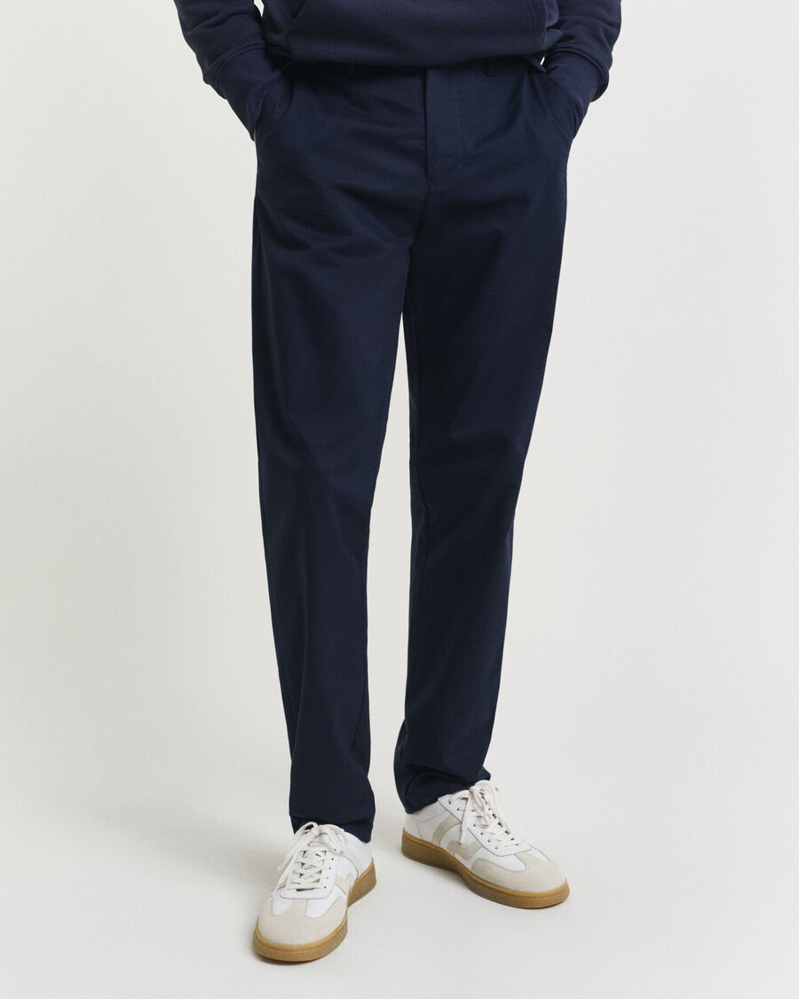 chinos de corte regular - azul marino