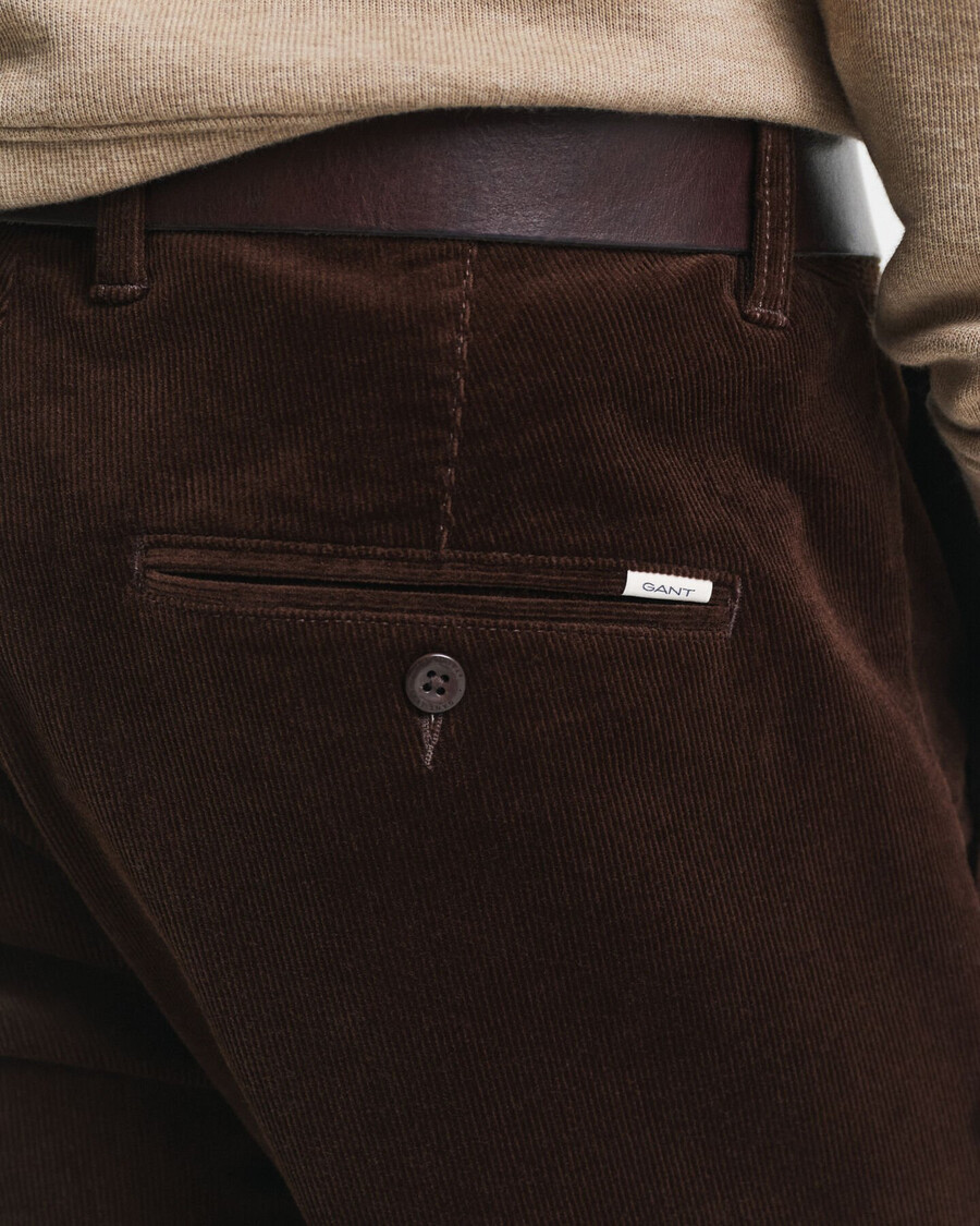 pantalones chinos de pana de corte entallado - marrón intenso