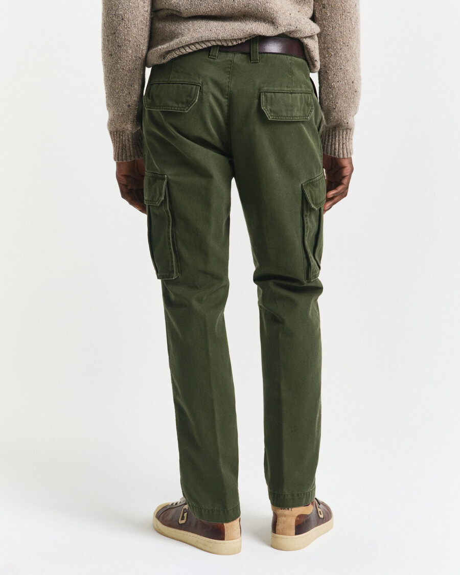 pantalones cargo de sarga de algodón de corte regular - verde campestre