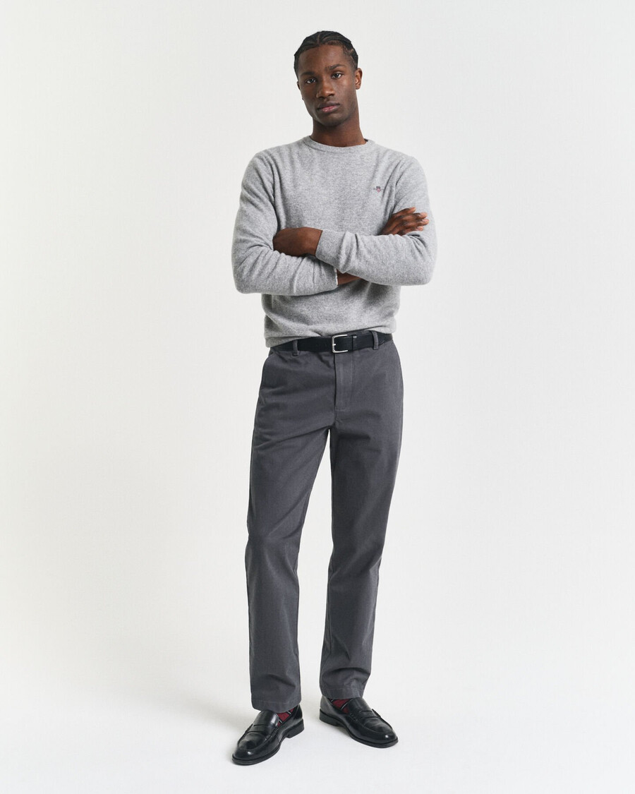 chinos súper cómodos de corte regular - antracita