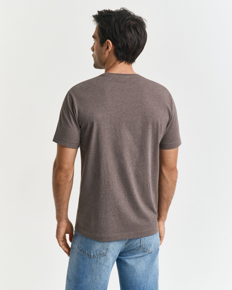 camiseta de corte regular con escudo - seawood melange