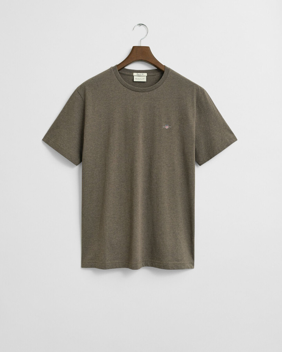 camiseta de corte regular con escudo - seawood melange