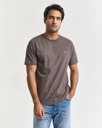 camiseta de corte regular con escudo - seawood melange