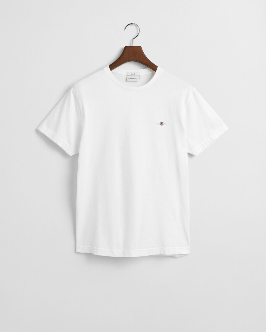 camiseta ajustada con escudo - blanca