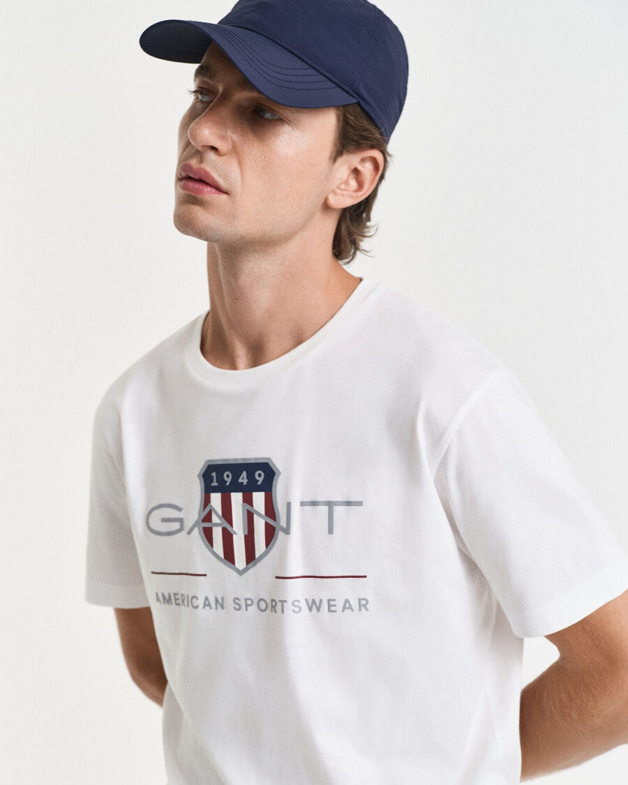 camiseta con escudo de archivo - blanca