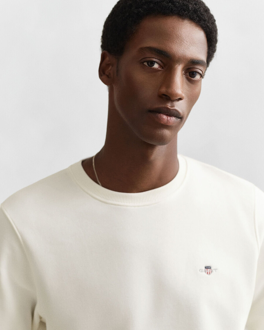 sudadera de cuello redondo shield - cáscara de huevo