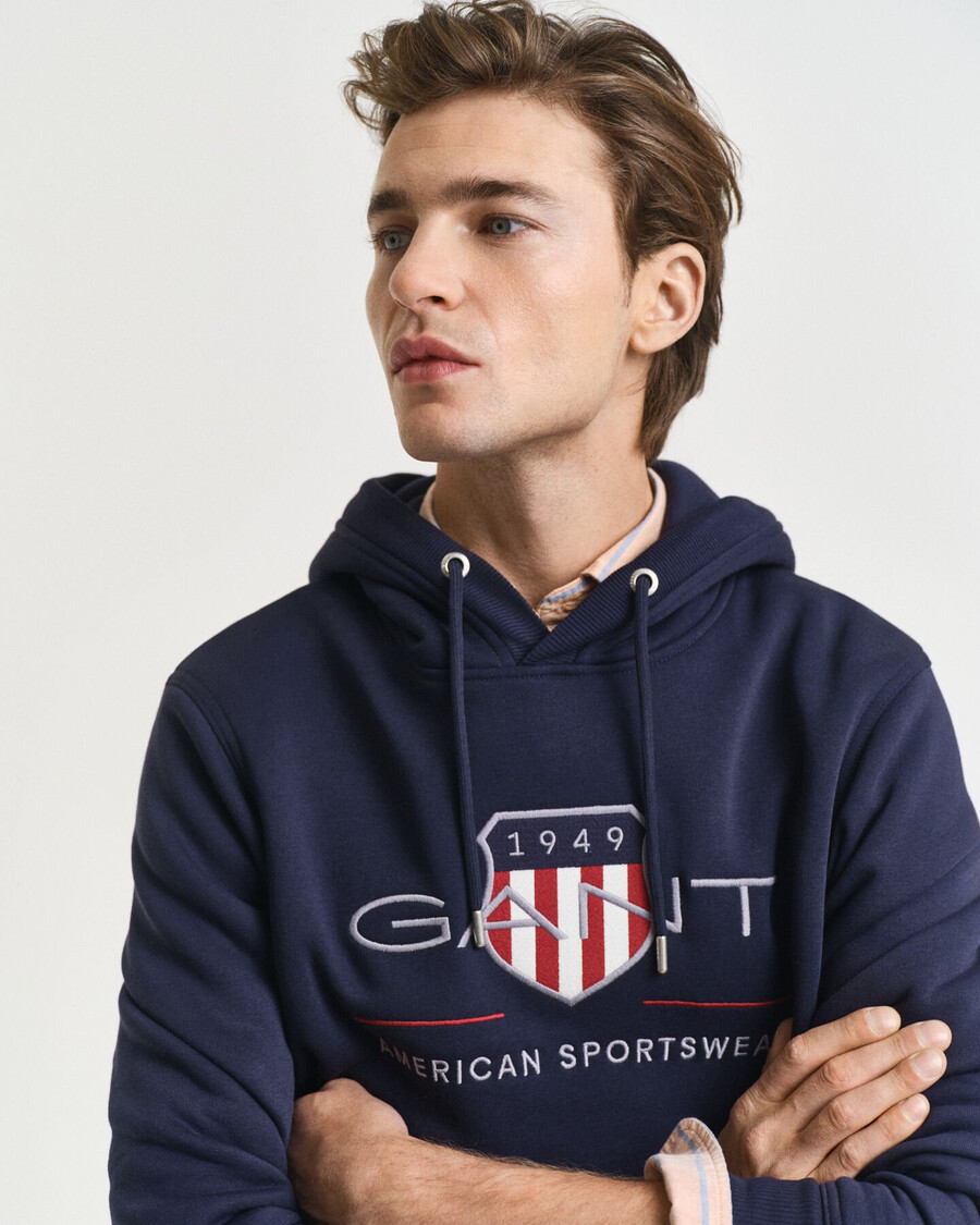 sudadera con capucha archive shield - azul noche