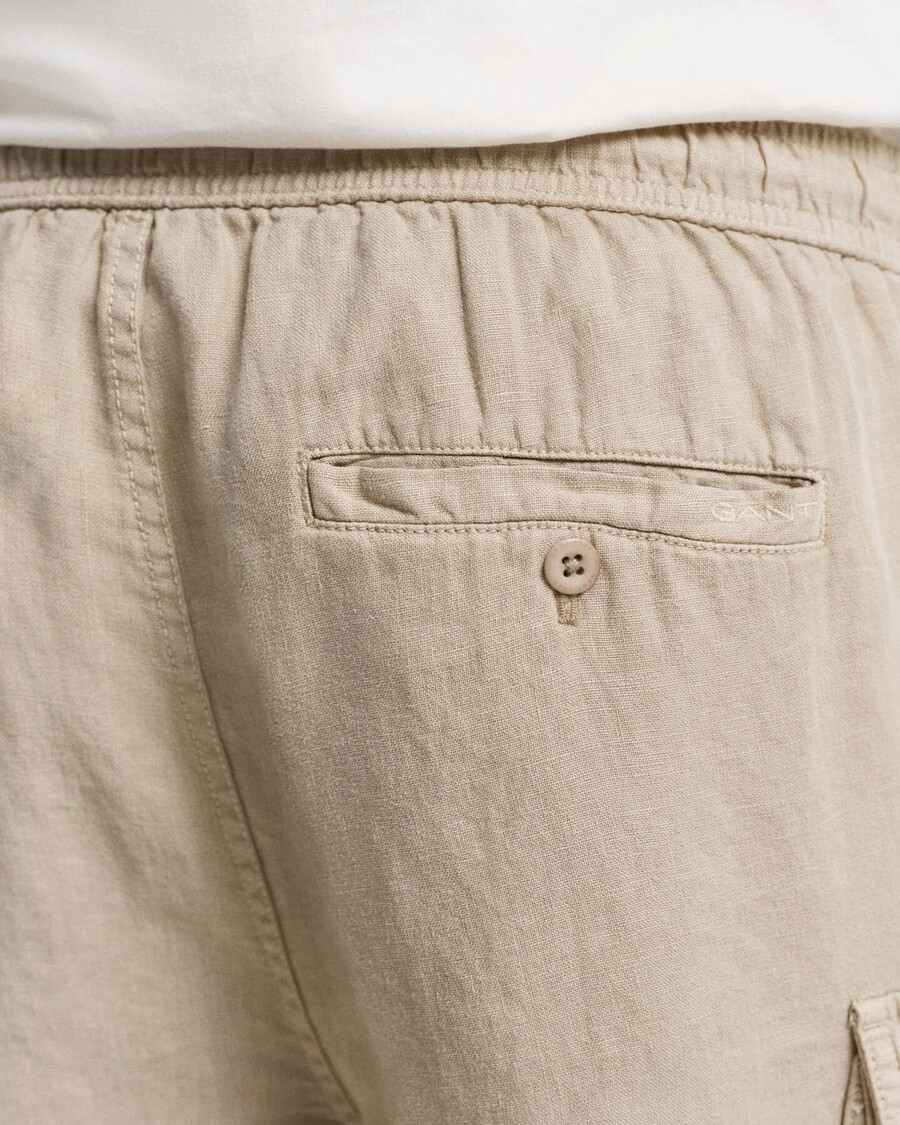 pantalones cortos cargo de lino de corte regular - beige hormigón