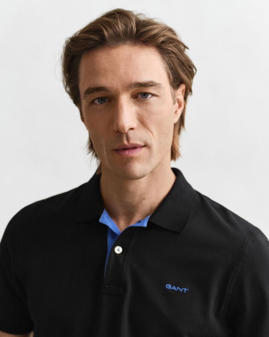 polo de piqué en contraste - negro