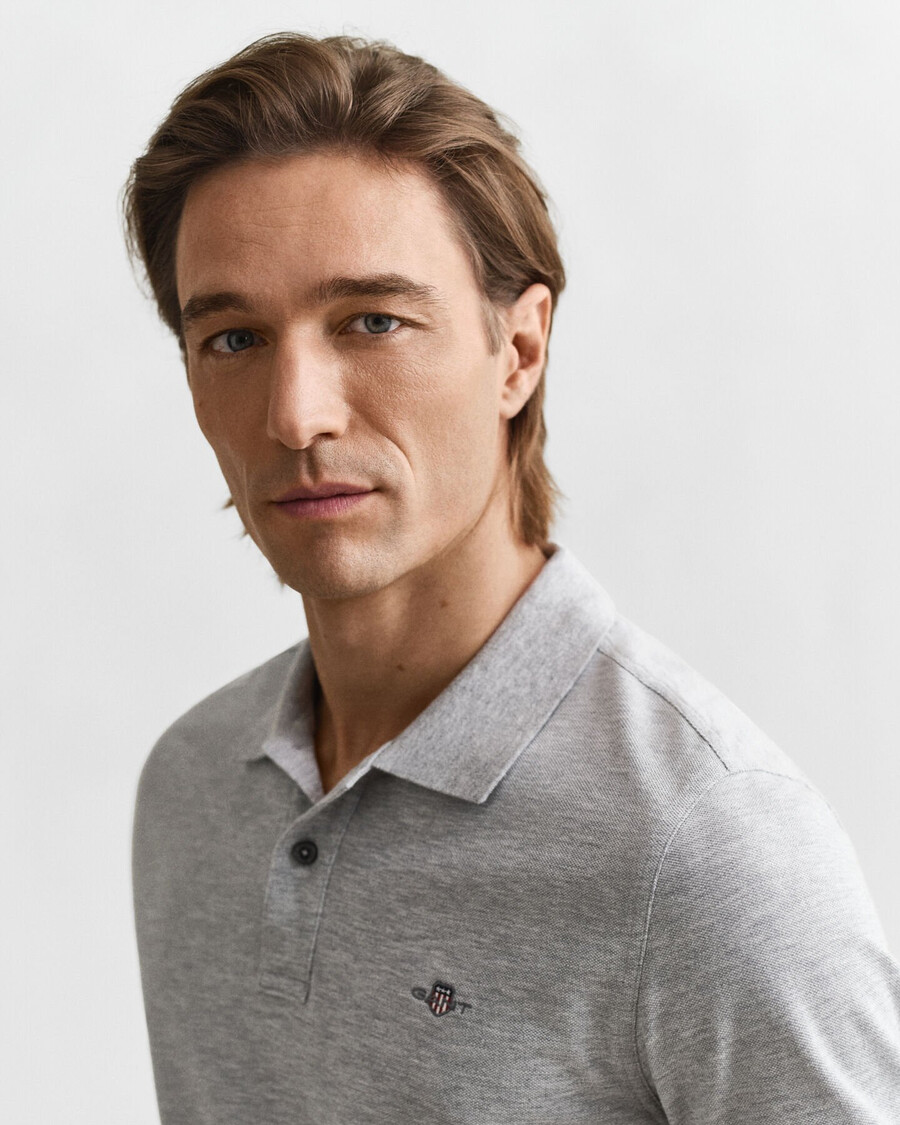 polo de piqué shield de corte regular - gris jaspeado