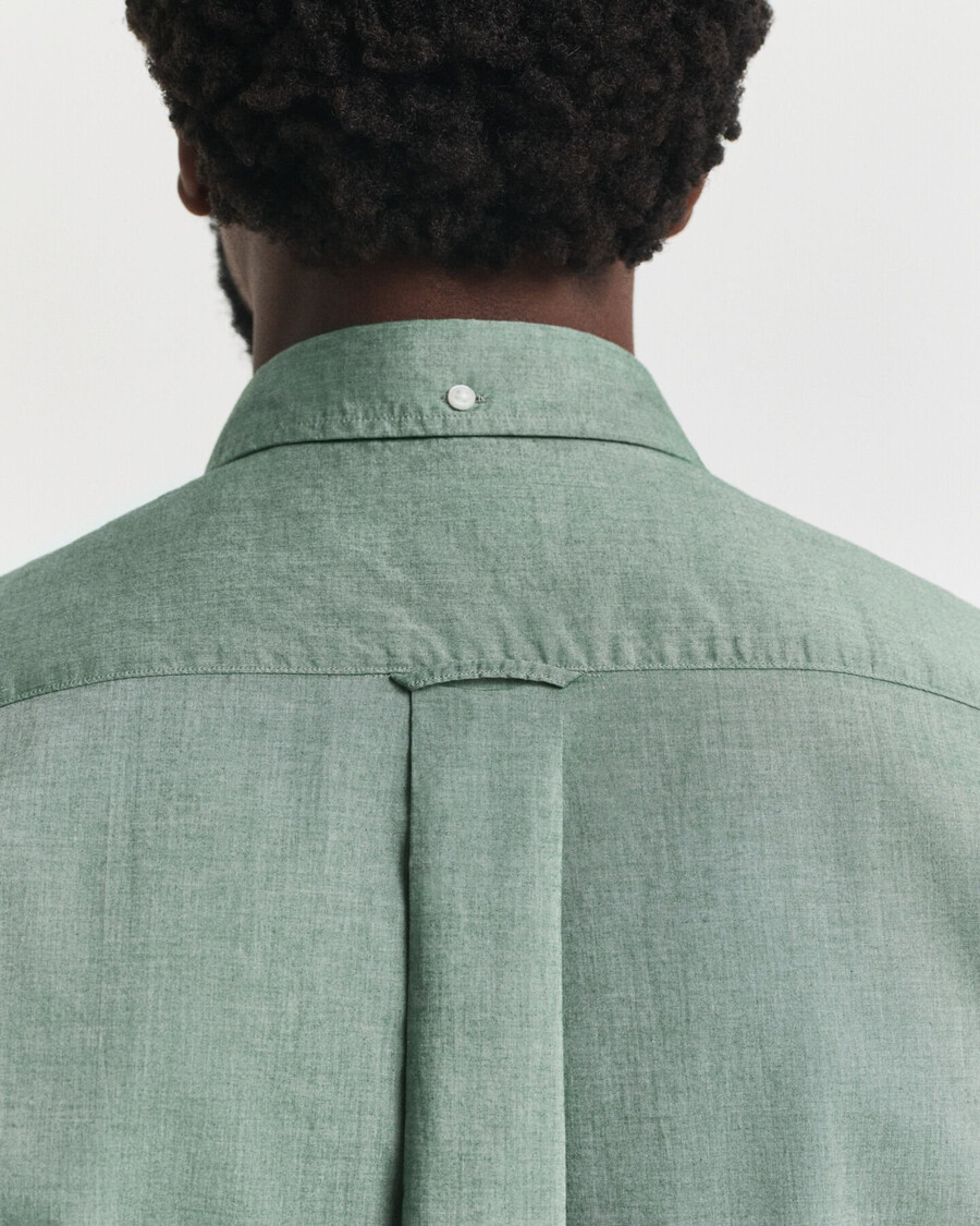 camisa clásica de popelina de corte regular - verde bosque