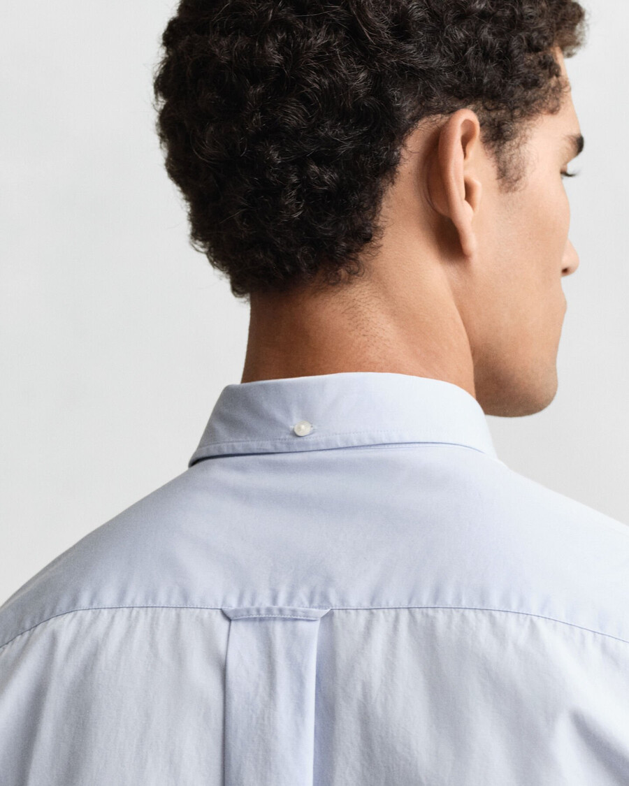 camisa clásica de popelina de corte regular - azul claro