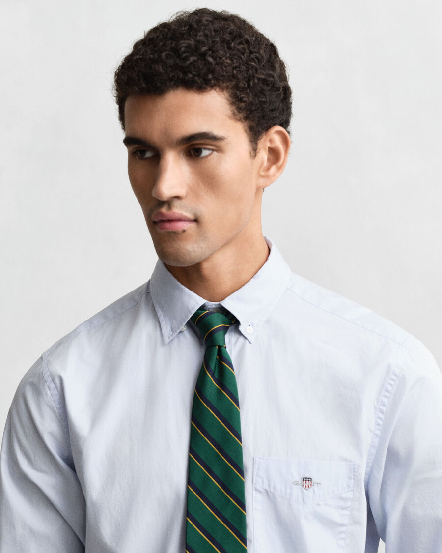camisa clásica de popelina de corte regular - azul claro