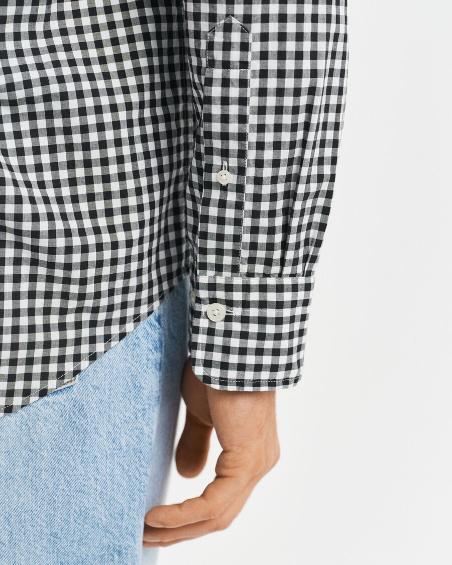 camisa clásica de popelina de cuadros vichy de corte regular - negra