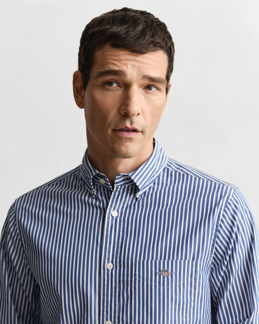 camisa clásica de popelina a rayas de corte regular - azul universitario