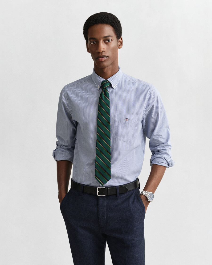 camisa clásica de popelina con rayas de banquero de corte regular - azul universitario