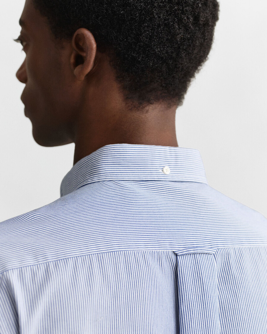 camisa clásica de popelina con rayas de banquero de corte regular - azul universitario