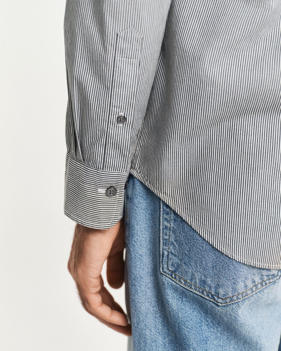 camisa clásica de popelina con rayas de banquero de corte regular - negra