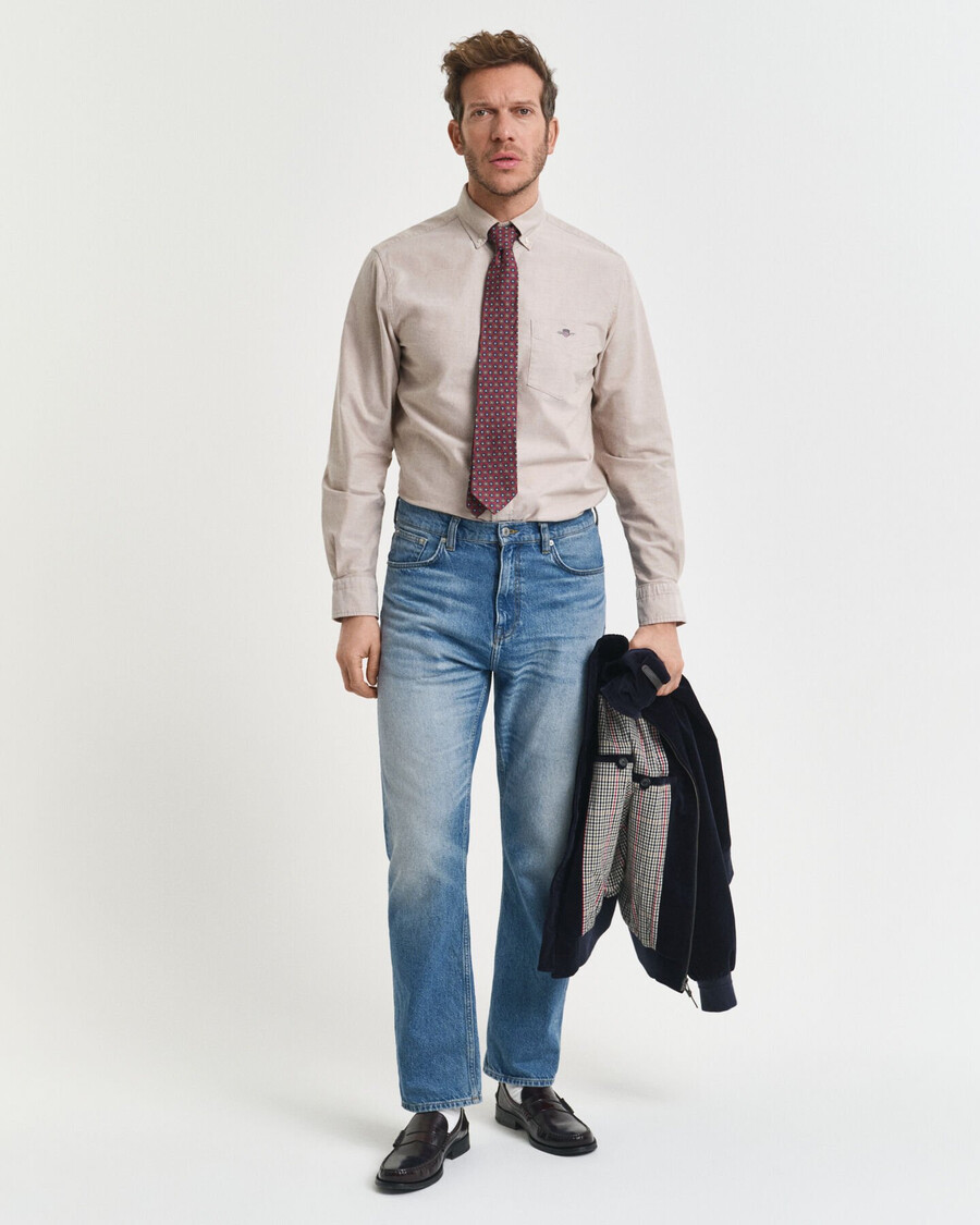 camisa oxford clásica de corte regular - caqui cálido
