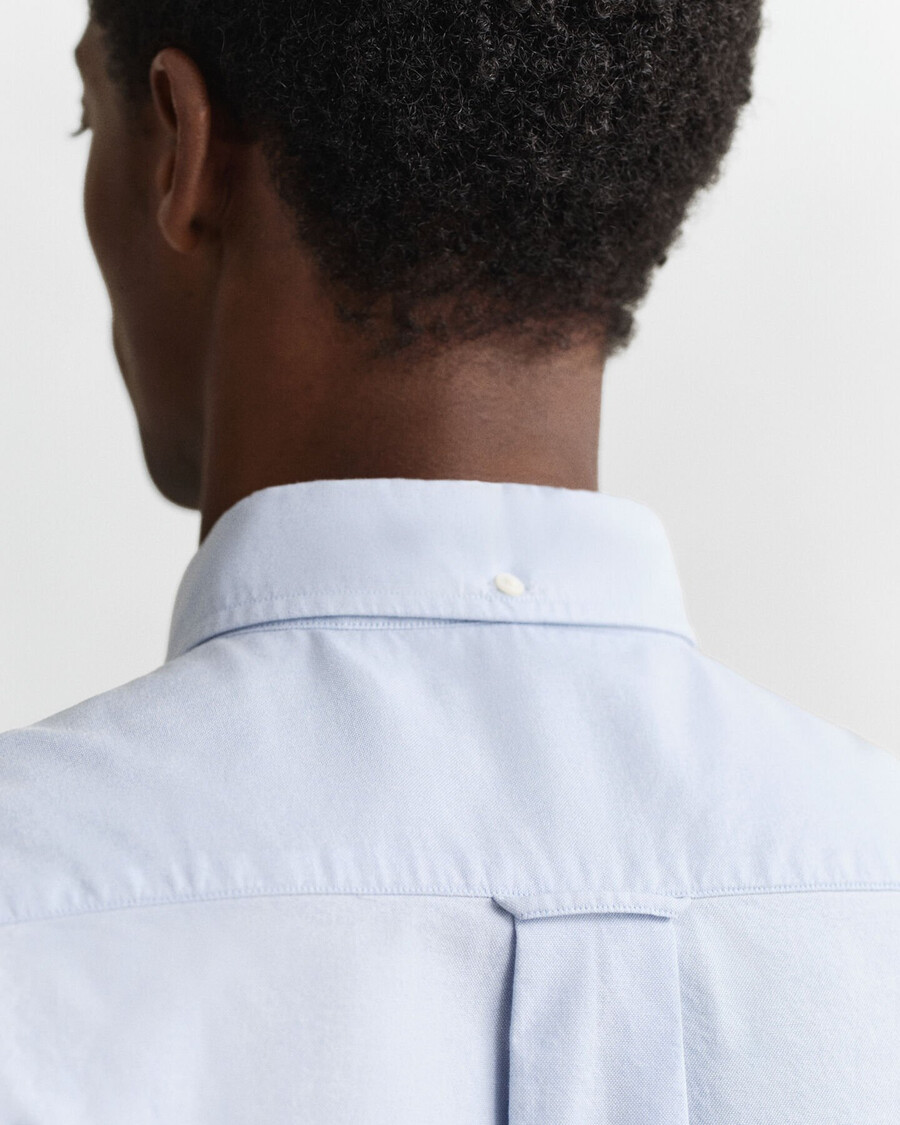 camisa oxford clásica de corte regular - azul claro
