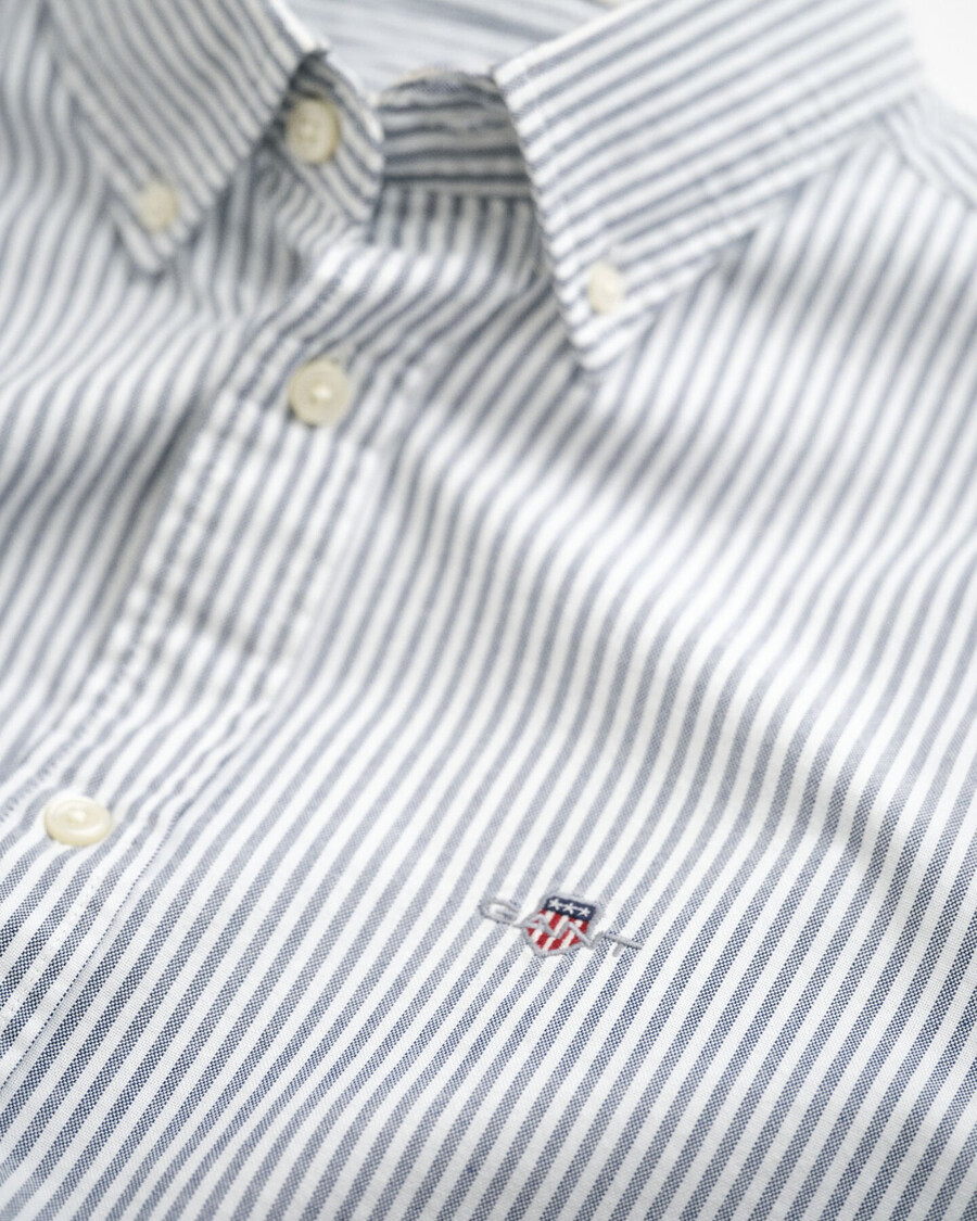 camisa oxford clásica de rayas de banquero de corte entallado - azul persa