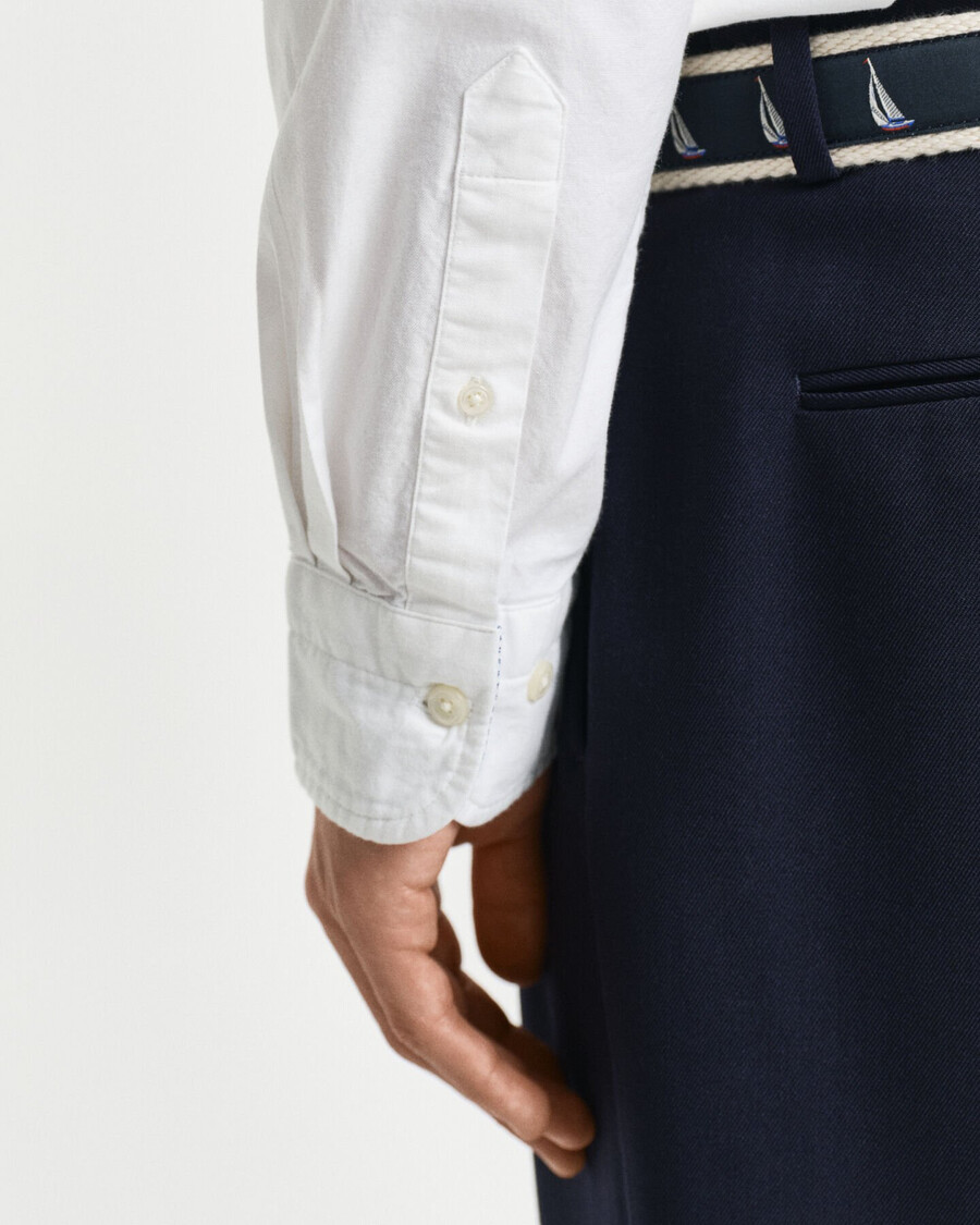 camisa oxford elástica de corte entallado - blanca
