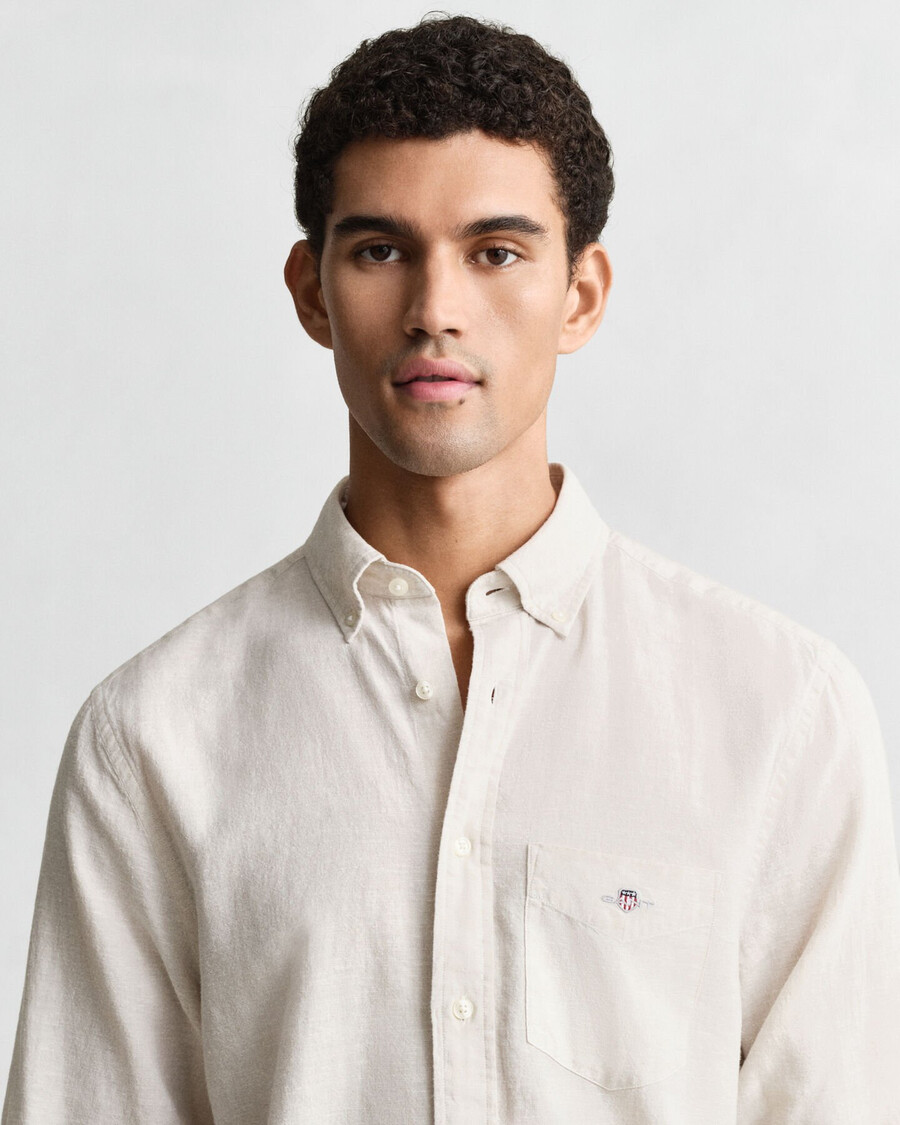 camisa de lino y algodón de corte regular - masilla