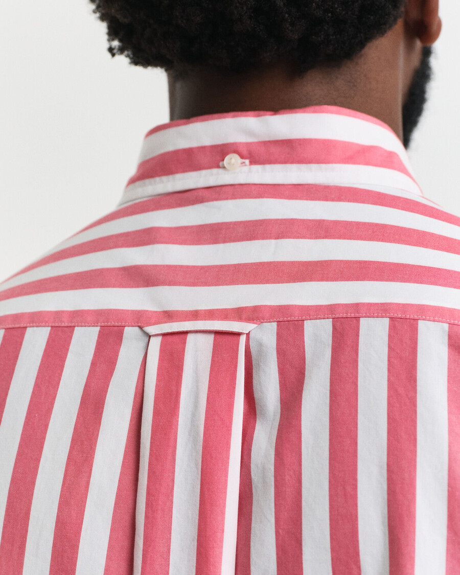 camisa clásica de popelina a rayas de manga corta y corte regular - rojo sandía