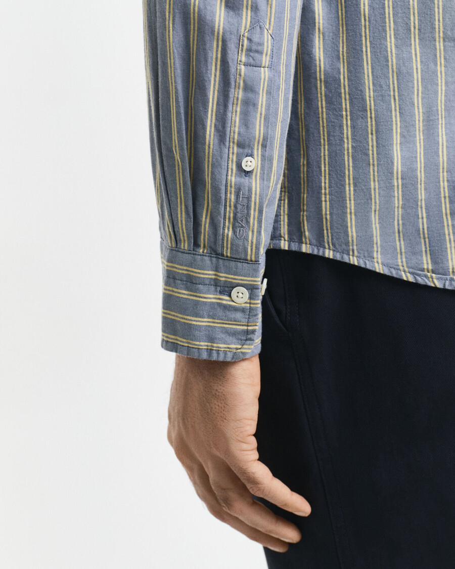 camisa de popelina de rayas de corte regular - azul marino