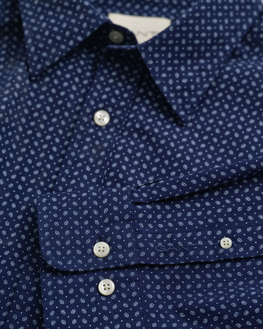 camisa de corte regular con microestampado - azul clásico