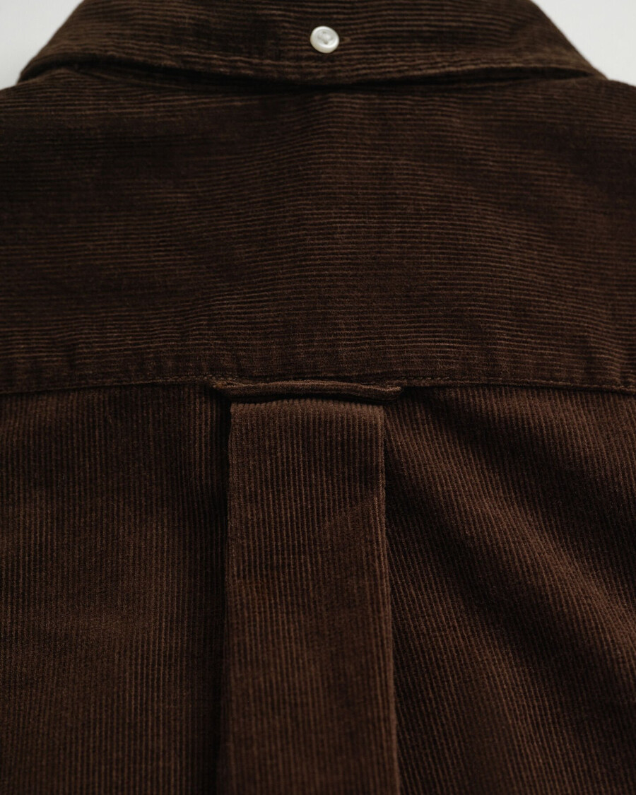 camisa de pana de corte regular - marrón intenso