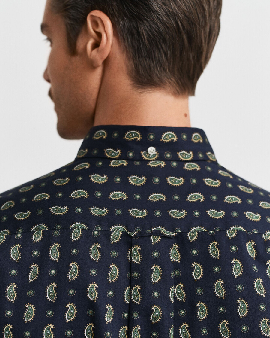 camisa de sarga con estampado paisley de corte regular - azul noche