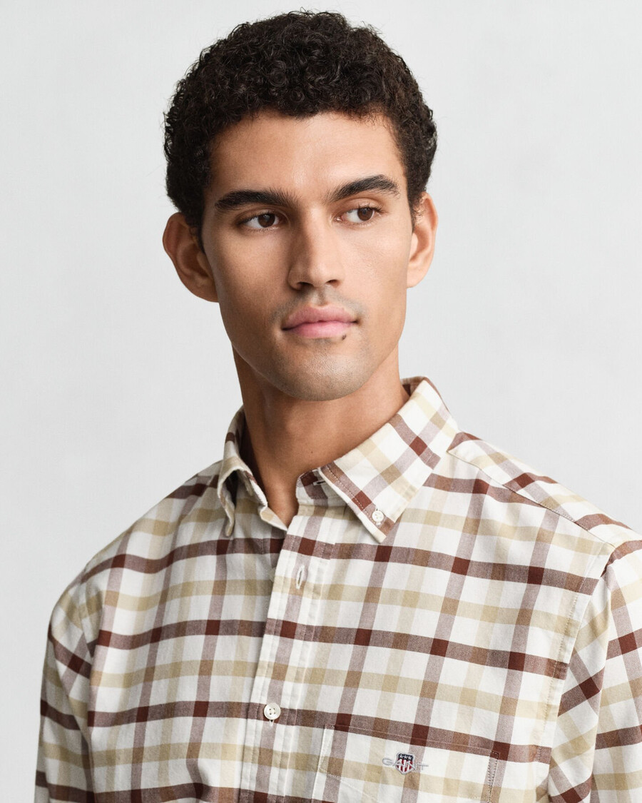 camisa oxford de cuadros de corte regular - marrón caoba