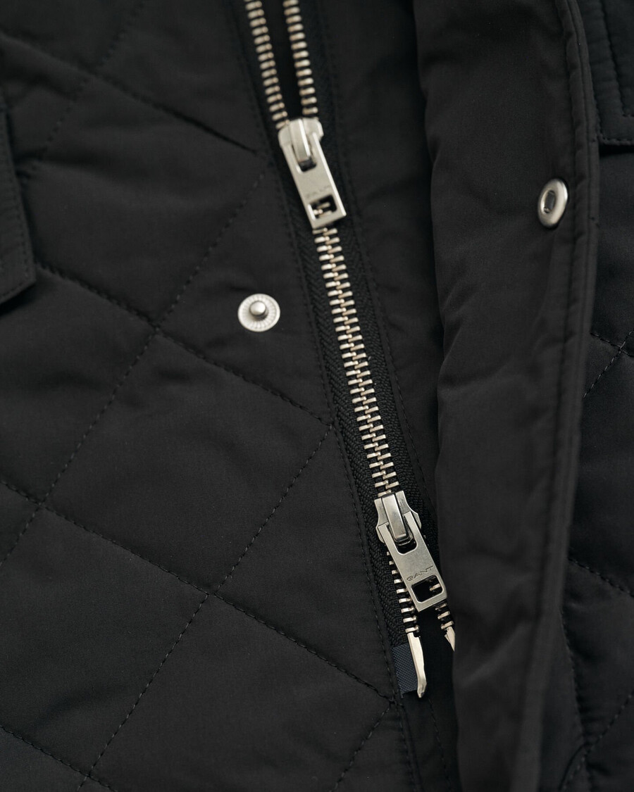 chaqueta cortavientos acolchada de longitud media - negra