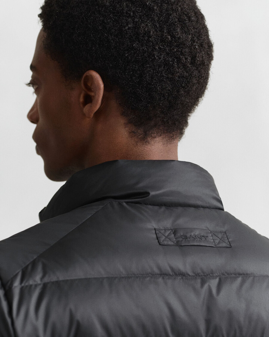 chaqueta ligera de plumas - negra