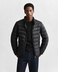 chaqueta ligera de plumas - negra