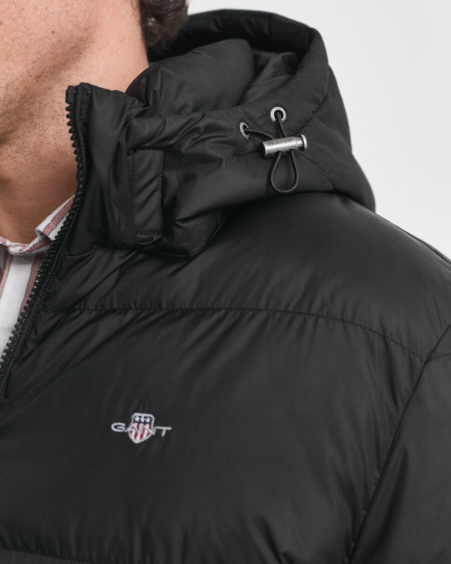 chaqueta active cloud de longitud media - negra