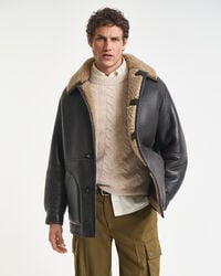 chaqueta de piel de oveja desgastada - marrón oscuro