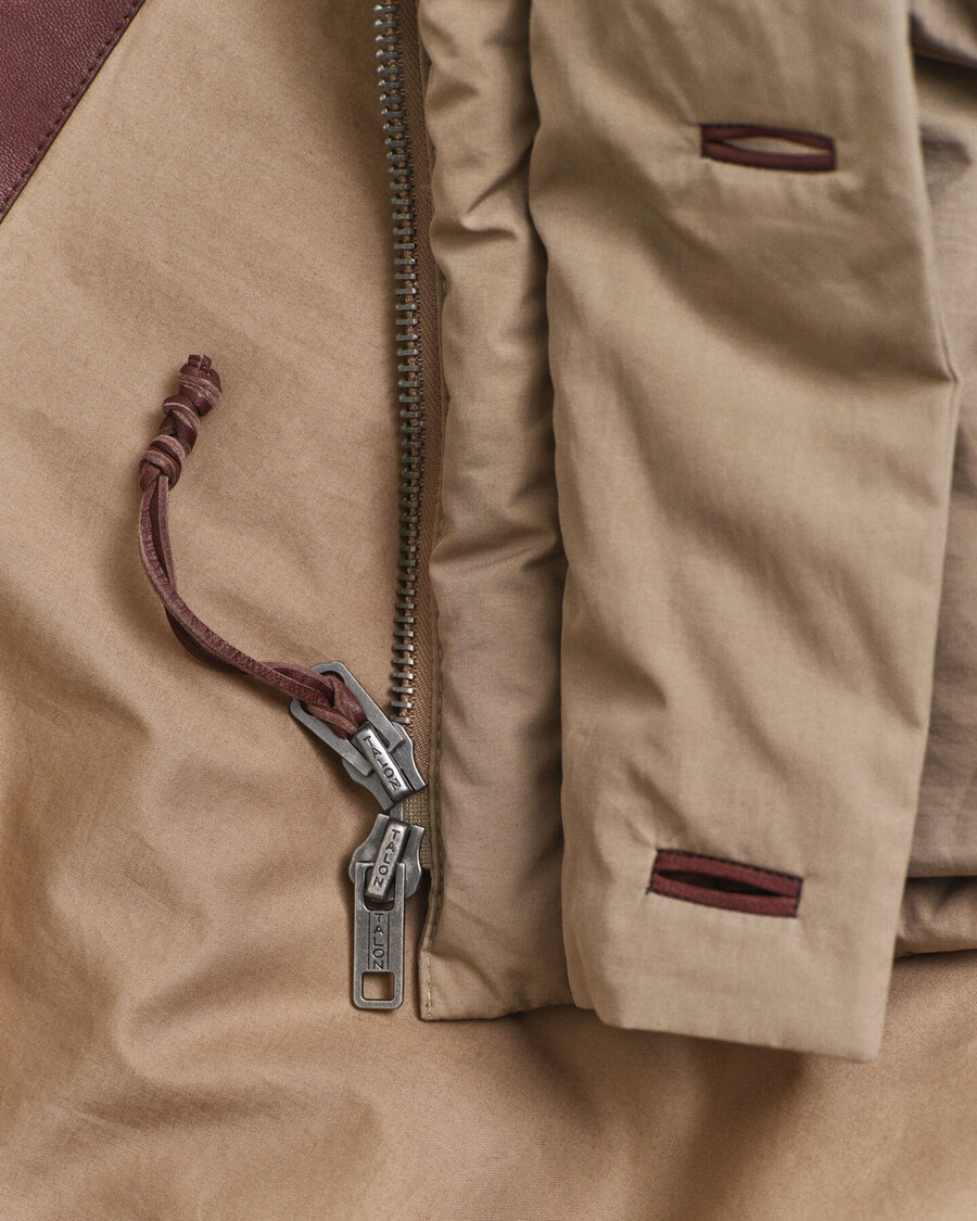 parka de algodón y plumón de ganso - beige caramelo