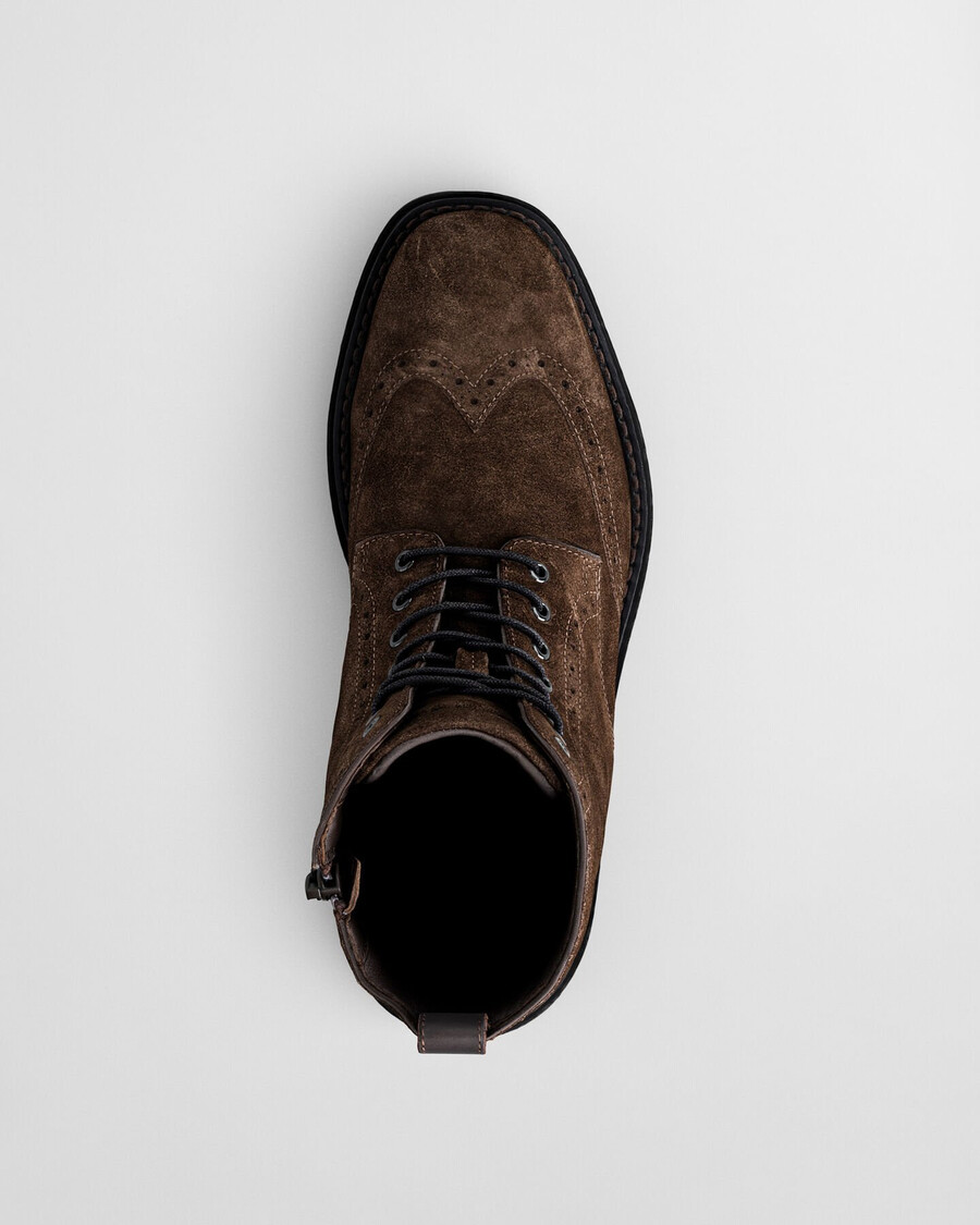 botas con cordones y tacón brogue de ante boggar - marrón oscuro