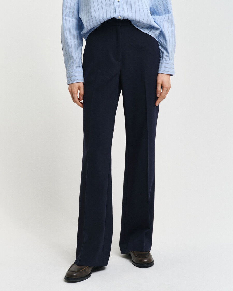 pantalones acampanados de corte entallado - azul noche